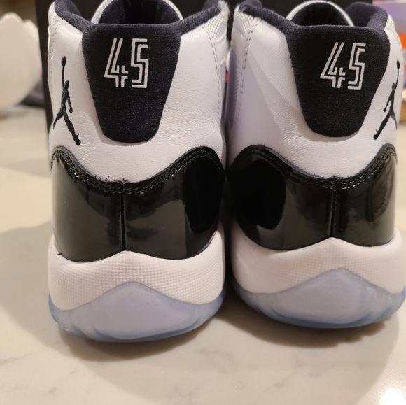 Jordan Concord 11 - Picture 5 of 11